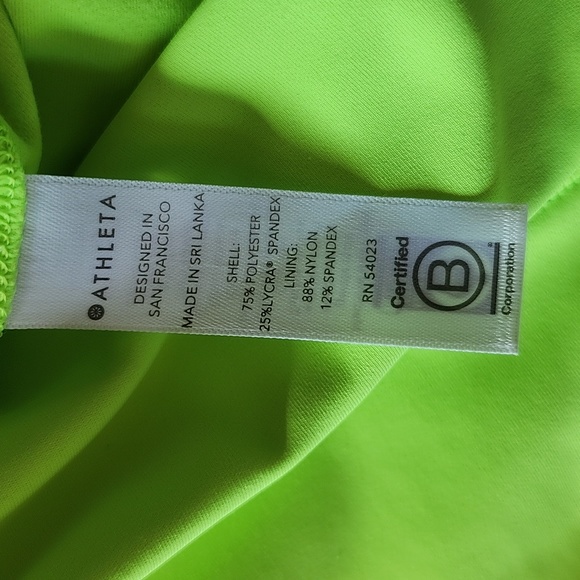 Athleta, NWOT, Sz L, Cool Weather Run Top, Neon Green - Picture 15 of 16